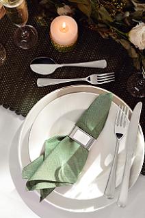 DINNERWARE